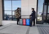 發放分類垃圾箱 推進垃圾分類工作
