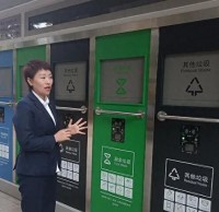 蘭州高科技垃圾分類箱亮相街頭